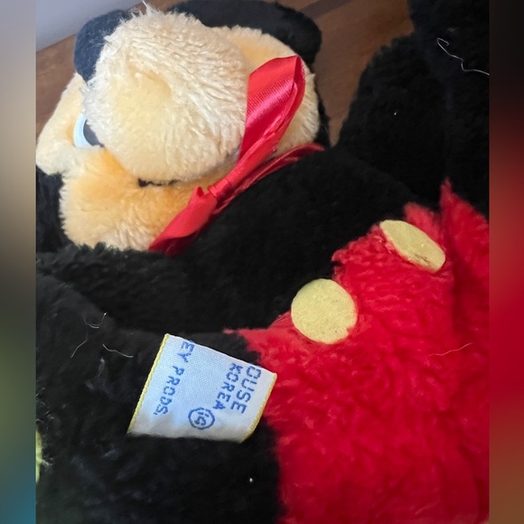 Vintage 1980’s Disney Korea Mickey Mouse Plush Great Condition - Picture 5 of 8